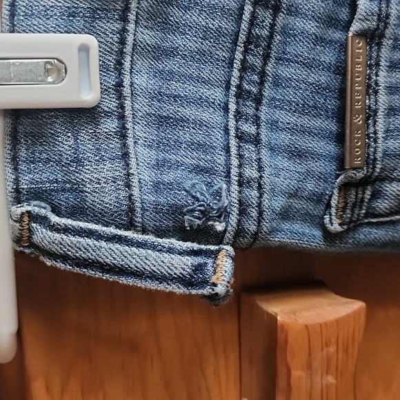 GUC Rock & Republic: Striped Berlin Skinny Stretch Jeans, Blue Stripe Fade - Picture 7 of 7